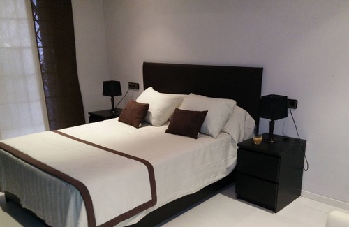 Vilassar de Mar Apartment | Nice and spacious apartment on the beach with pool