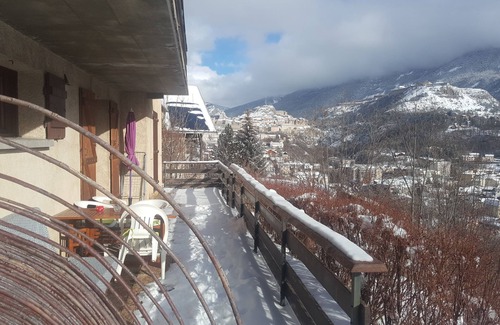 Briancon Apartment | NICE AND SUNNY STUDIO FOR 4 PEOPLE