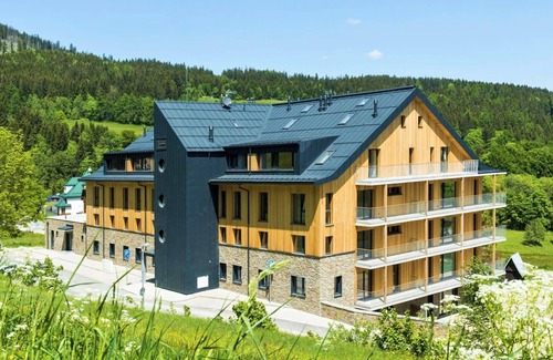 Janske Lazne Apartment | Nice apartment for 4 people with WIFI, TV, balcony, panoramic view and parking