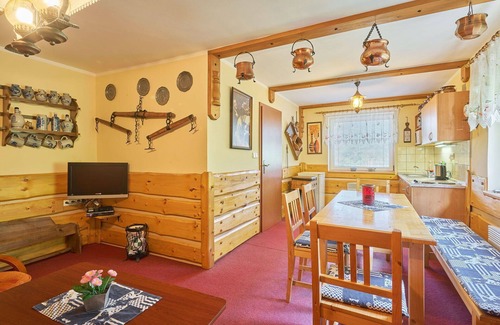 Starkov Villa | Nice apartment in villa for 18 guests with WIFI, pool, TV, patio and pets allowed