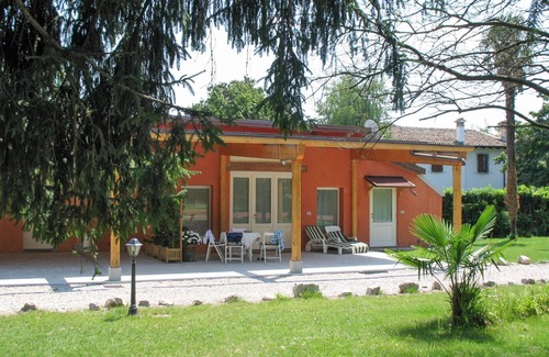 Strassoldo Apartment | Nice apartment for 4 guests with A/C, WIFI, TV and parking