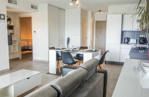 Latour-Bas-Elne Apartment | Nice apartment for 4 people with A/C, WIFI, TV, terrace and parking