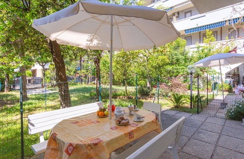 Francavilla al Mare Apartment | Nice apartment for 5 people with A/C, WIFI, TV and terrace
