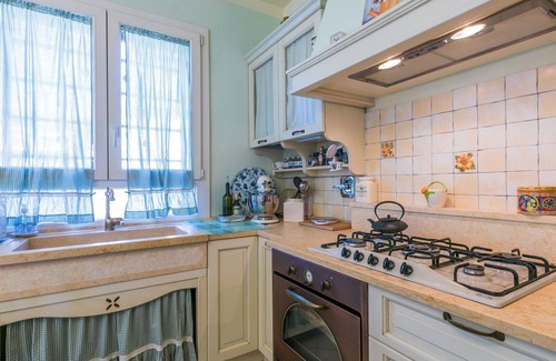 Rosignano Solvay Apartment | Nice apartment for 4 people with WIFI, A/C, TV, patio and parking