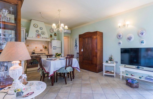 Rosignano Solvay Apartment | Nice apartment for 4 people with WIFI, A/C, TV, patio and parking