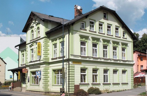 Tanvald Apartment | Nice apartment for 12 people with WIFI, TV and pets allowed