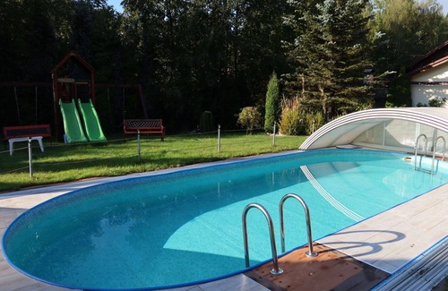 Desna Apartment | Nice apartment for 4 guests with pool, WIFI, TV and patio
