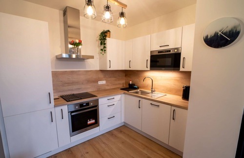 Loucna Pod Klinovcem Apartment | Nice apartment for 4 guests with WIFI, TV, terrace and parking