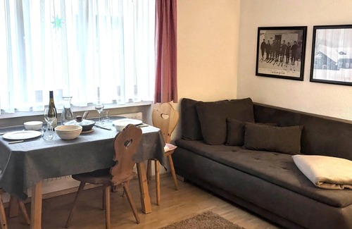 Stueben Apartment | Nice apartment directly on the Albona railway