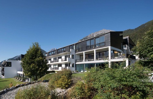 Telfes im Stubai Apartment | Nice apartment for 4 guests with pool, WIFI, TV, terrace, pets allowed and parking