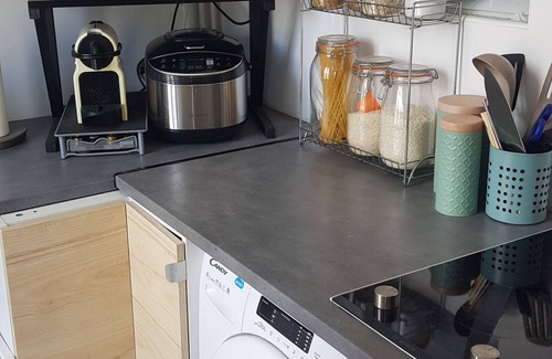 Charenton-le-Pont Apartment | Nice apartment for 2-4 people 2 steps from Paris