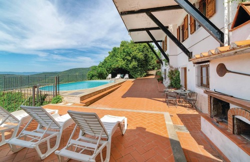 Loro Ciuffenna Apartment | Nice apartment in Loro Ciuffenna AR