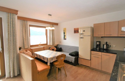 Bruck am Ziller Apartment | Nice apartment for 4 people with WIFI, TV and balcony
