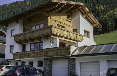 Bruck am Ziller Apartment | Nice apartment for 4 people with WIFI, TV and balcony