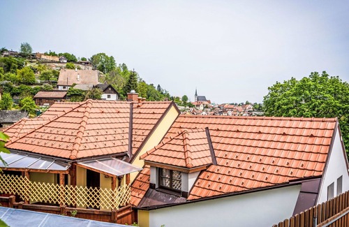 Cesky Krumlov Apartment | Nice apartment for 5 guests with WIFI, patio and pets allowed