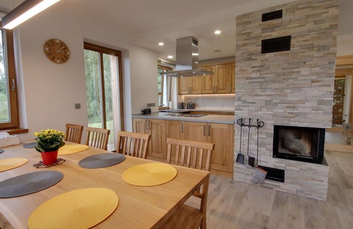 Tanvald Apartment | Nice apartment for 12 guests with WIFI, TV and terrace