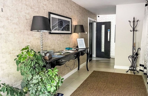 Gorran Haven Apartment | Nice apartment for 2 guests with WIFI, TV, terrace and parking