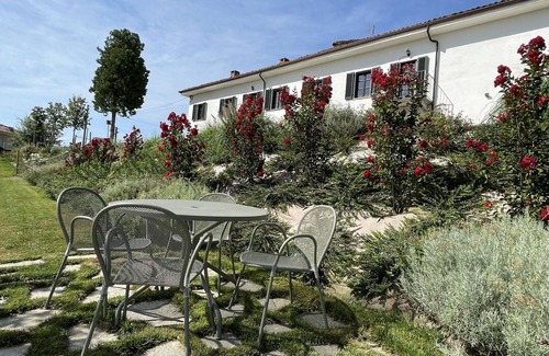 Isola d'Asti Apartment | Nice apartment for 4 guests with WIFI, TV, terrace and panoramic view, close to Asti