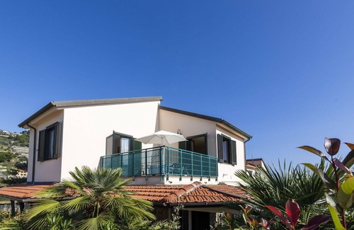Piani-Ciapin Apartment | Nice apartment for 6 guests with WIFI, pool, TV, terrace and pets allowed