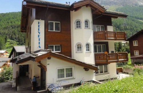 Saas-Fee Apartment | Nice apartment for 2 guests with WIFI, TV and balcony