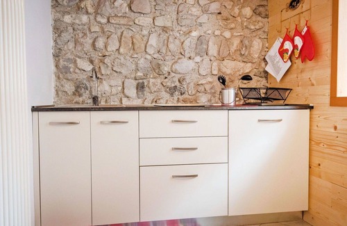 Barcis Apartment | Nice apartment for 2 guests with WIFI, TV, patio and pets allowed