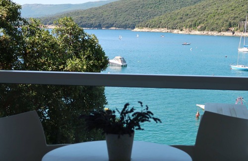 Rabac Apartment | Nice apartment for 2 guests with A/C, WIFI, TV, terrace and parking