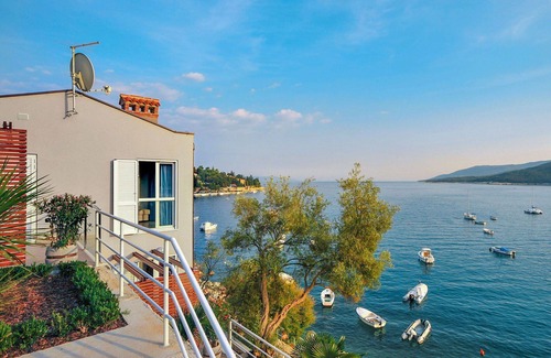 Rabac Apartment | Nice apartment for 2 guests with A/C, WIFI, TV, terrace and parking