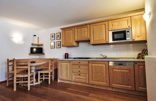 Madesimo Apartment | Nice apartment for 2 guests with WIFI, TV and pets allowed
