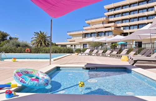 Ajaccio Apartment | Nice apartment for 2 people with A/C, WIFI, pool, TV, terrace and pets allowed