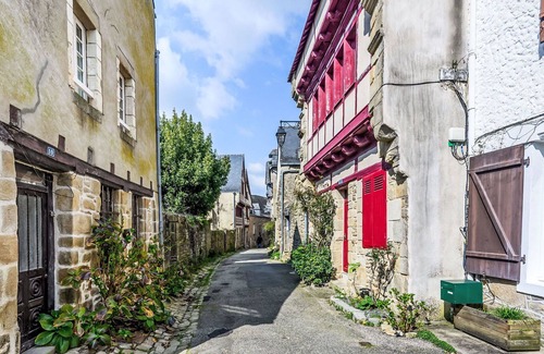Auray Apartment | Nice apartment for 2 people with WIFI, TV, balcony and pets allowed