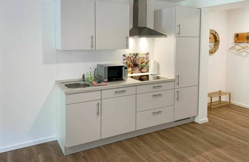 Holtriem Apartment | Nice apartment for 3 people with WIFI, TV and terrace