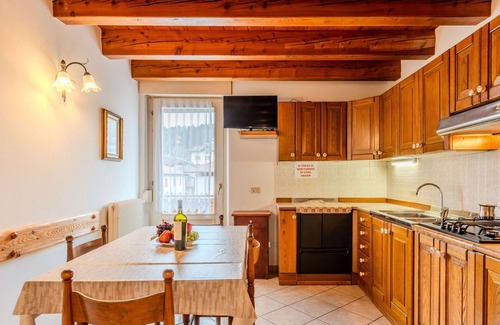 Taio Apartment | Nice apartment for 3 people with WIFI, TV, patio and pets allowed