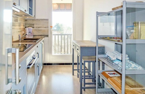 Tourgeville Apartment | Nice apartment for 4 guests with WIFI, TV, balcony, panoramic view and parking