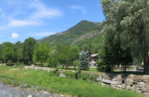 Sampeyre Apartment | Nice apartment for 4 people with pool, WIFI, TV, terrace and parking
