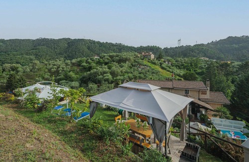 Camaiore Apartment | Nice apartment for 4 people with WIFI, private pool, TV, patio and parking
