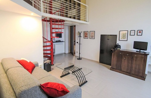 Suna Apartment | Nice apartment for 4 guests with WIFI, TV and parking
