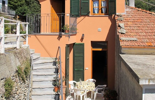 Borgo Apartment | Nice apartment for 4 people with WIFI, TV, patio, pets allowed and panoramic view