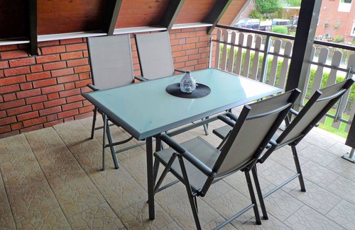 Osteel Apartment | Nice apartment for 4 people with WIFI, TV, balcony and parking