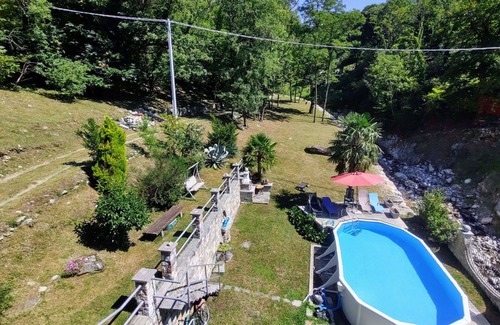 Sorico Apartment | Nice apartment for 4 people with A/C, WIFI, pool, TV, terrace and pets allowed