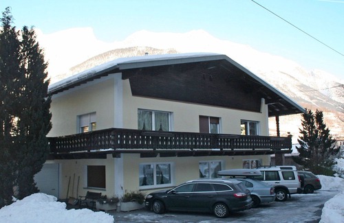 Pians Apartment | Nice apartment for 4 people with WIFI, TV, patio, pets allowed and panoramic view