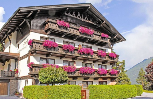 Imst Apartment | Nice apartment for 4 people with WIFI, TV and balcony