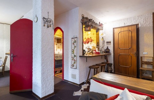 Madesimo Apartment | Nice apartment for 5 people with WIFI, TV, terrace, pets allowed and parking