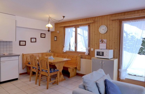 Buerchen Apartment | Nice apartment for 5 people with WIFI, TV, patio, pets allowed, panoramic view and parking