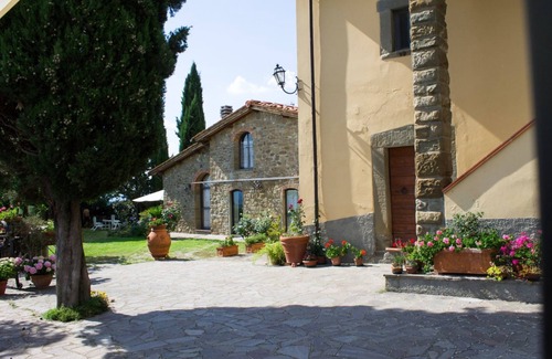Pian di Sco Apartment | Nice apartment for 5 people with pool, WIFI and TV