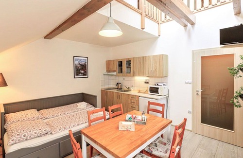Arnoltice Apartment | Nice apartment for 6 guests with WIFI, TV, terrace and parking