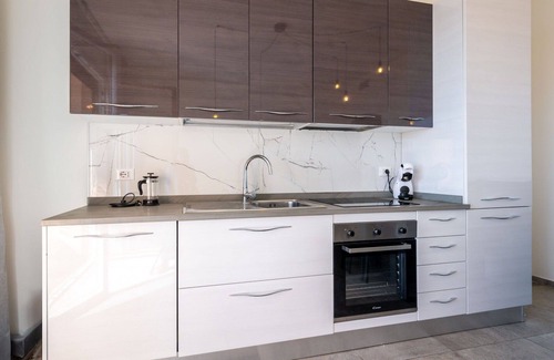 Varazze Apartment | Nice apartment for 6 guests with WIFI, hot tub, A/C, TV, terrace and pets allowed