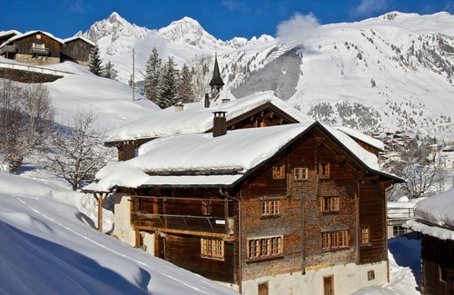 Sedrun Apartment | Nice apartment for 6 guests with WIFI, balcony and parking