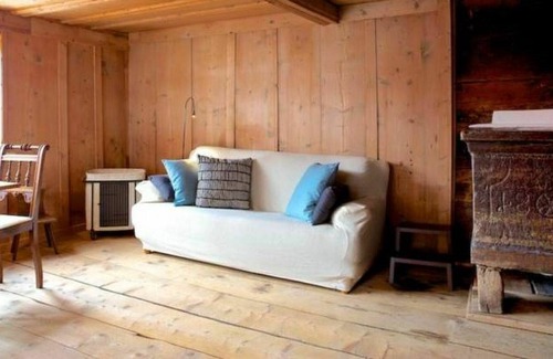 Sedrun Apartment | Nice apartment for 6 guests with WIFI, balcony and parking