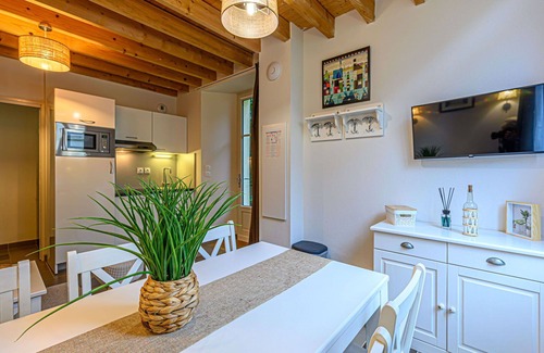 Baden Apartment | Nice apartment for 6 guests with WIFI, pool, TV and terrace