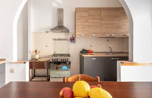 Follonica Apartment | Nice apartment for 6 people with WIFI, TV and patio